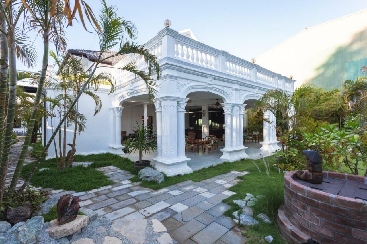 Sound Gallery House - Sha Plus Phuket Exterior photo